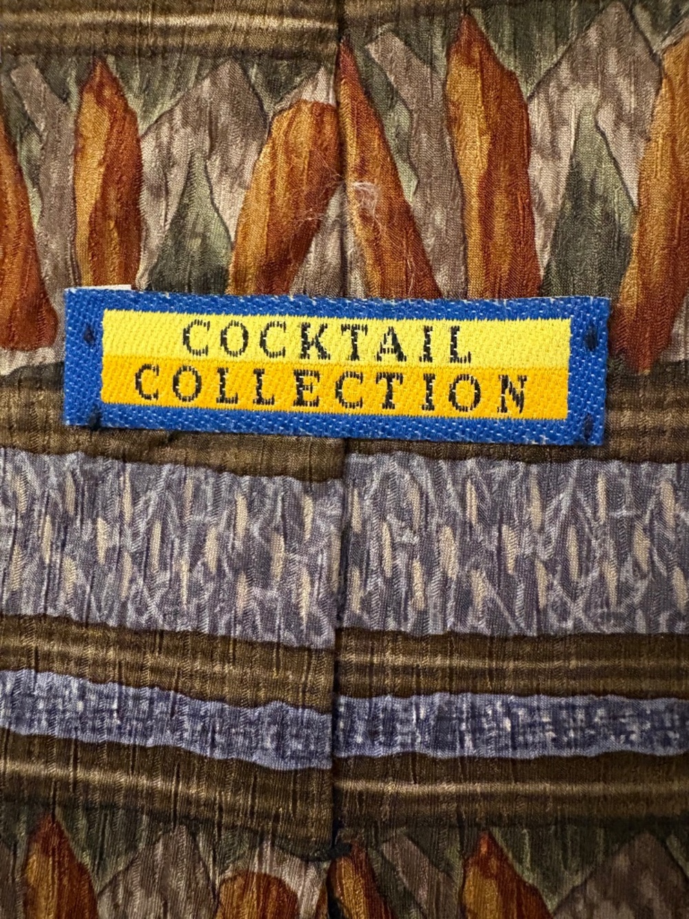 Vintage Stonehenge Cocktail Collection Silk Tie Beer Microscope 3.75"